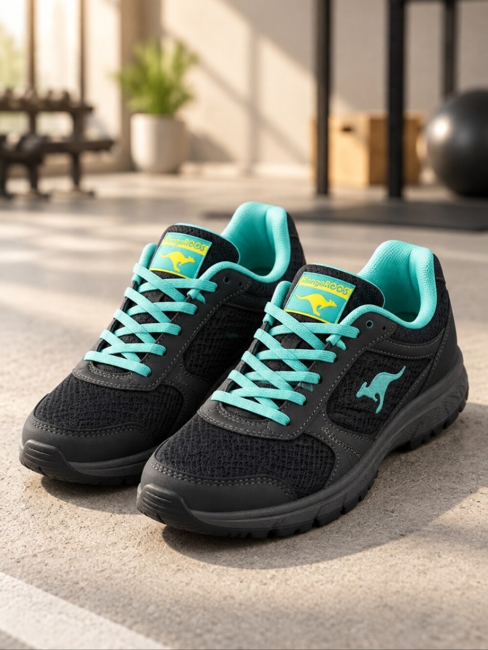 kangaROOS Women's Black and Mint Athletic Sneakers - Lightweight Run Shoes Sz 7